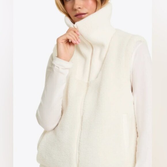 NWOT Draper James Teddy Faux Fur Vest - Picture 2 of 10